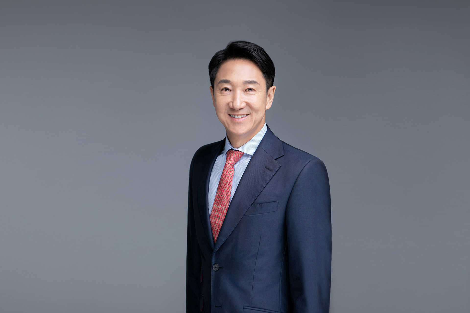 비즈니스 프로필사진 기준을 설명하는 추상연스튜디오