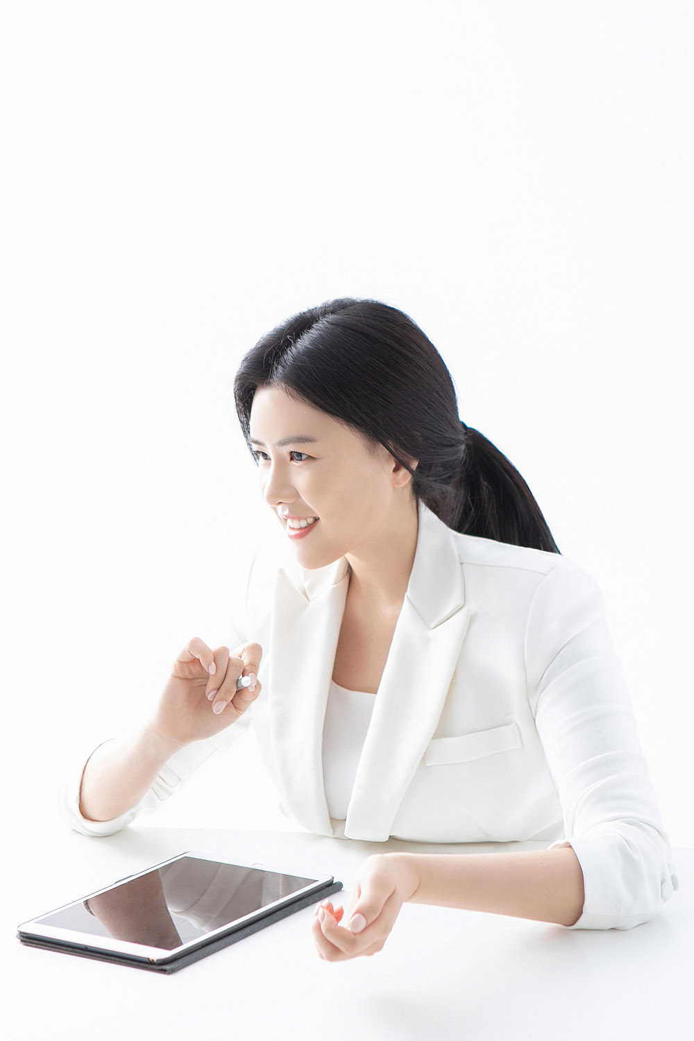 CONSULTANT