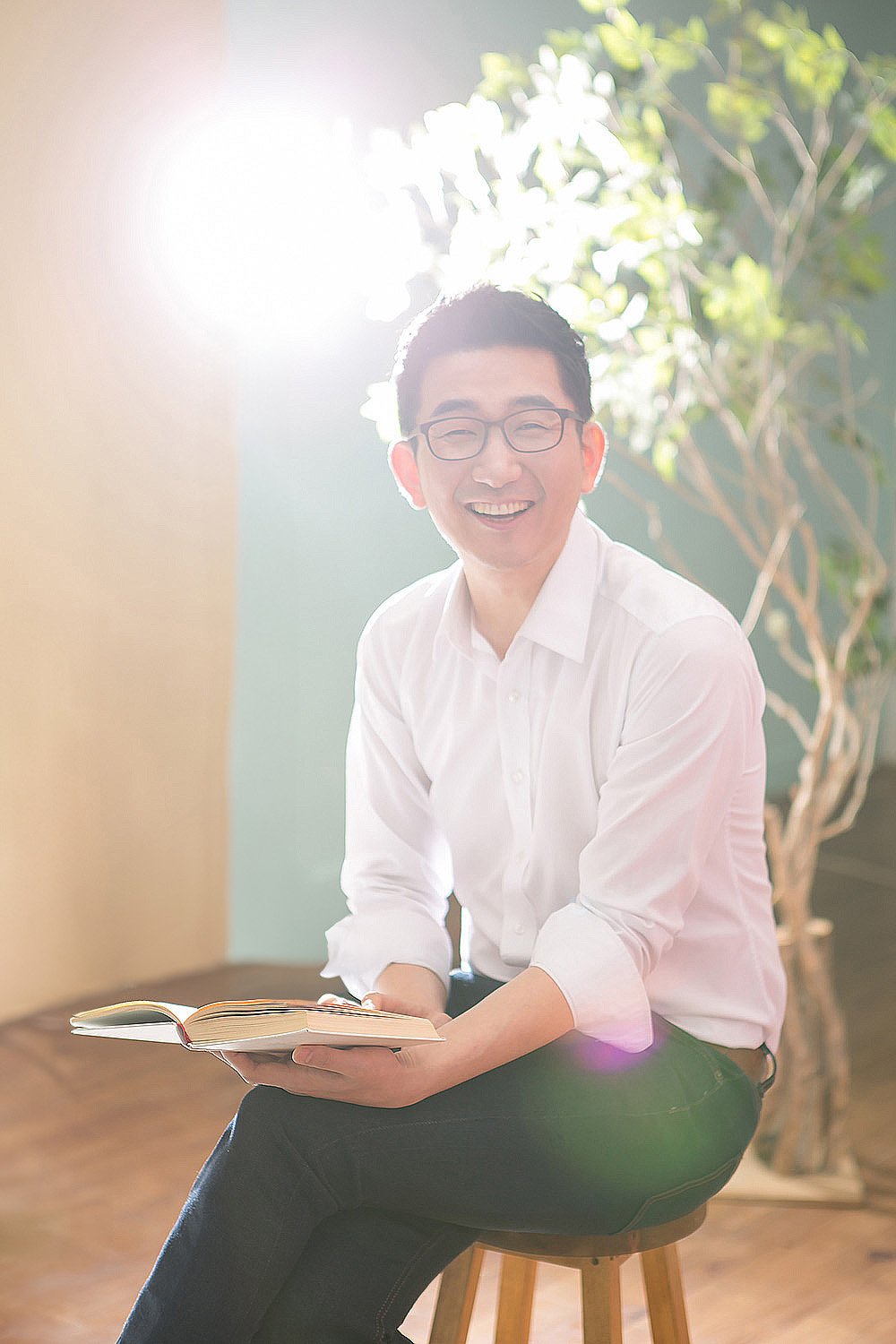 LECTURER